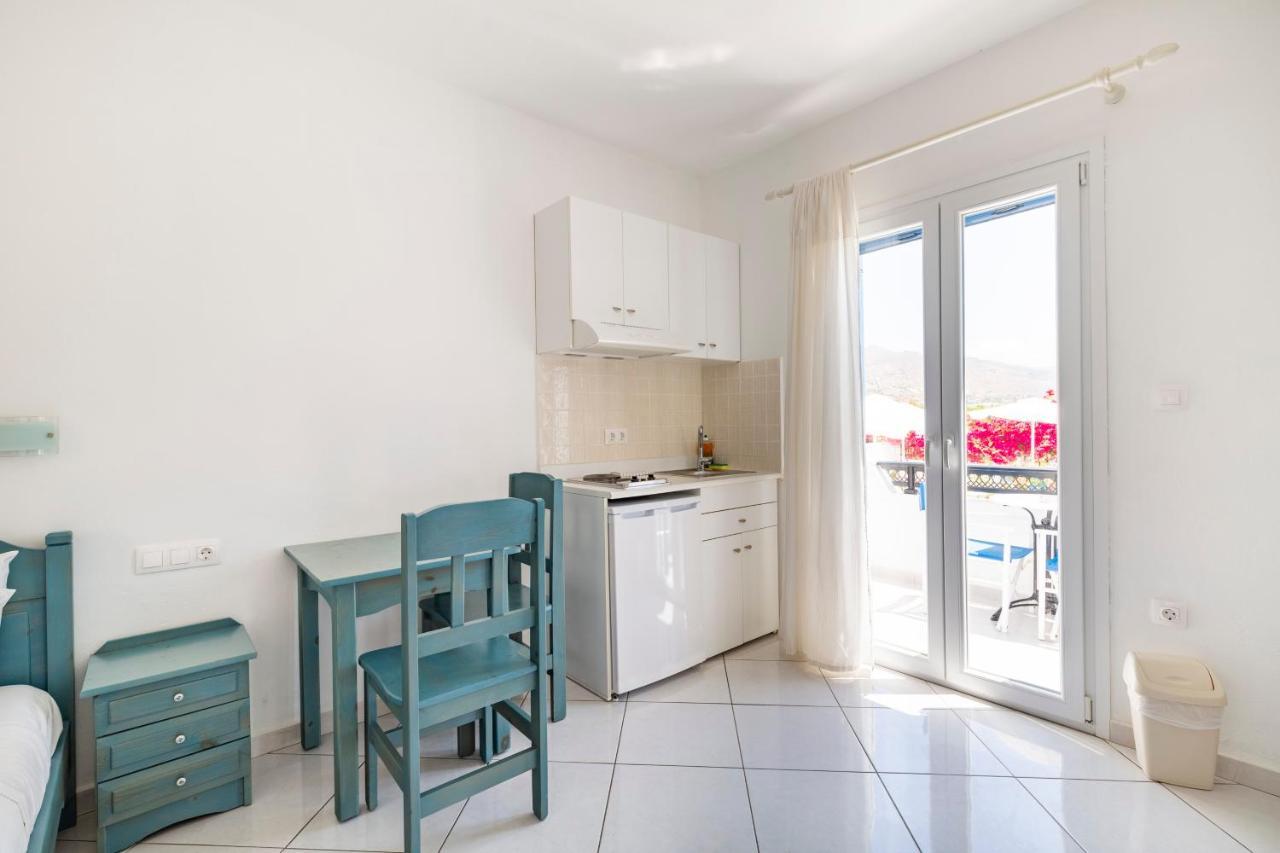Ikaros Studios & Apartments Naxos City Esterno foto