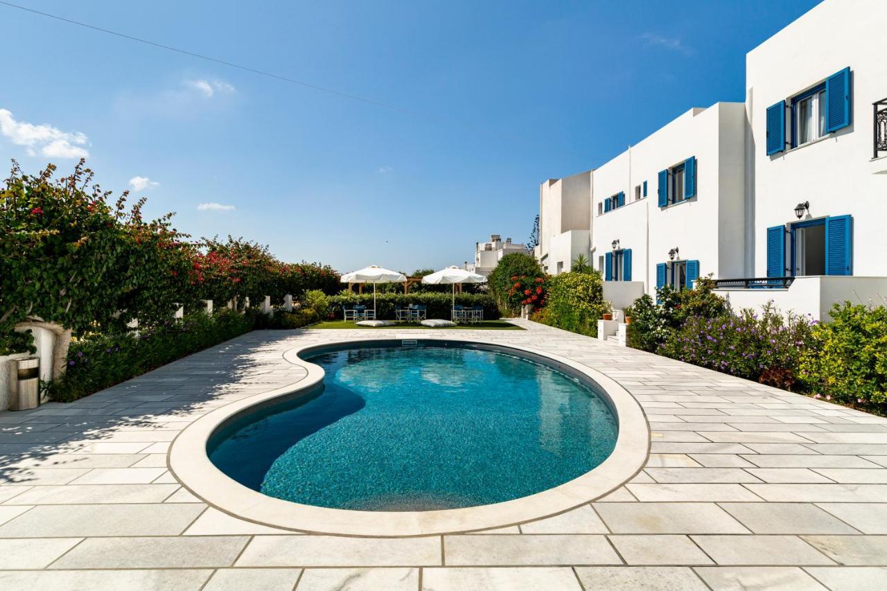 Ikaros Studios & Apartments Naxos City Esterno foto