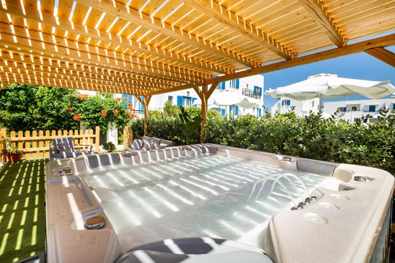 Ikaros Studios & Apartments Naxos City Esterno foto
