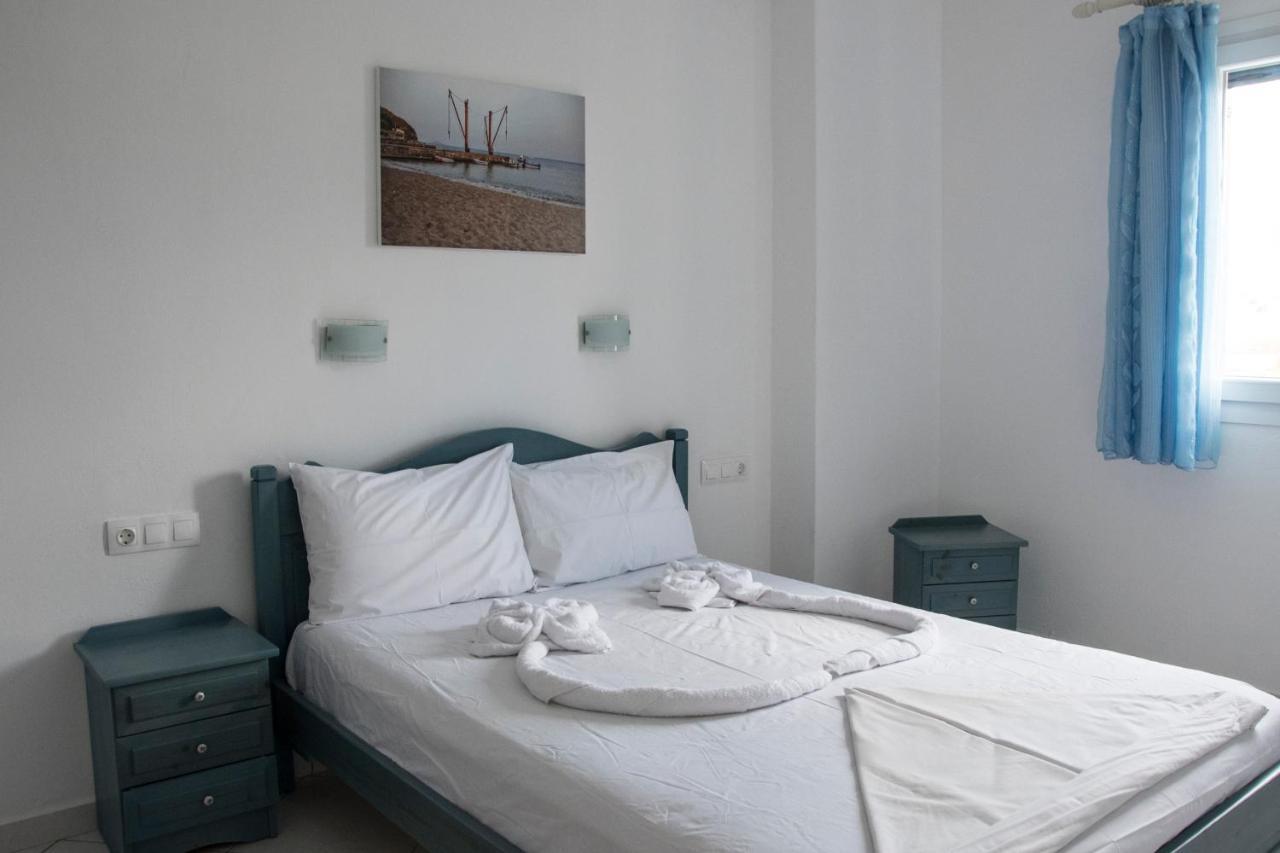 Ikaros Studios & Apartments Naxos City Esterno foto