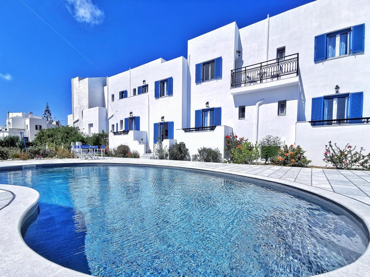 Ikaros Studios & Apartments Naxos City Esterno foto